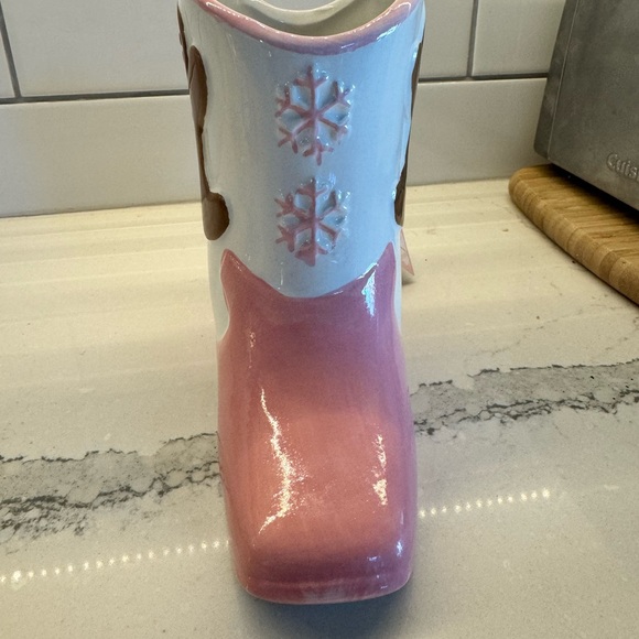 Gingerbread Boot Mug - by Peppermint and Pine - Picture 3 of 6